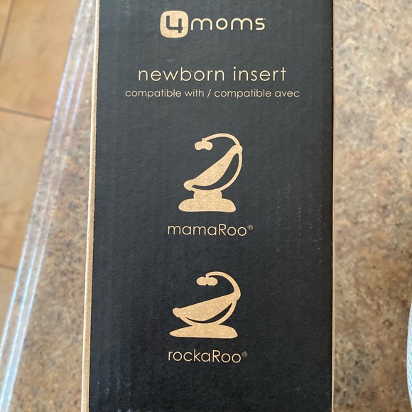 TEAL ONLY New MamaRoo Reversible Newborn Insert - Picture 2 of 3
